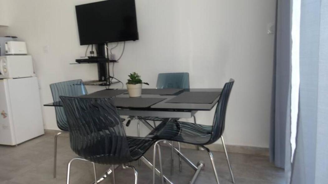 Studio Meuble Saint-André-de-Sangonis 外观 照片